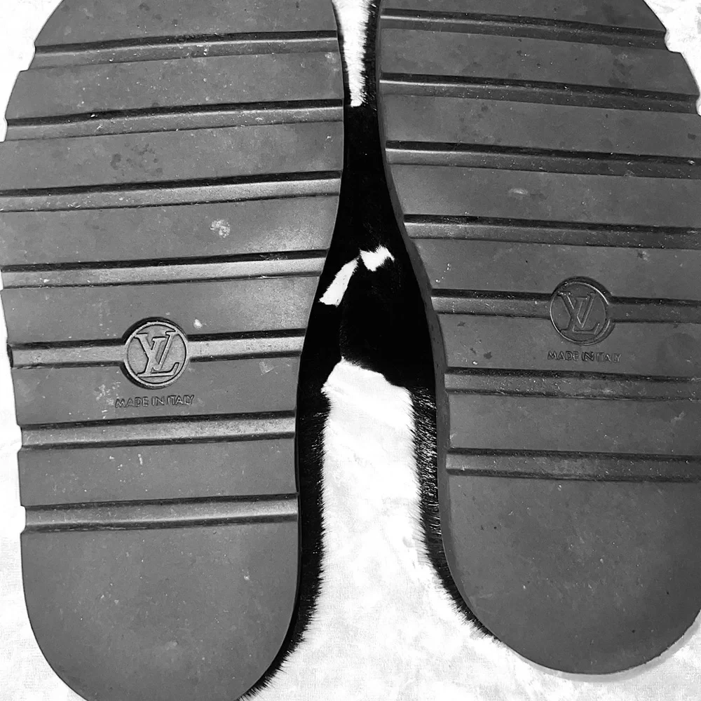 Louis Vuitton Mink Pool Pillow Comfort Mule black - Picture 4 of 9